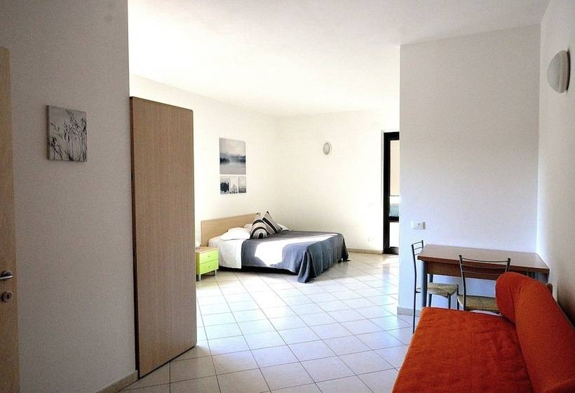 فندق فئة نجمة واحدة Residence Leccio