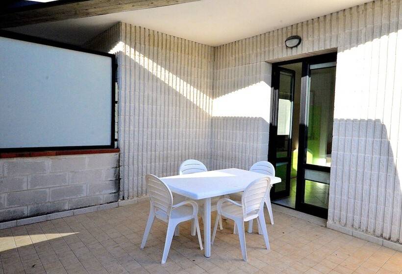 فندق فئة نجمة واحدة Residence Leccio