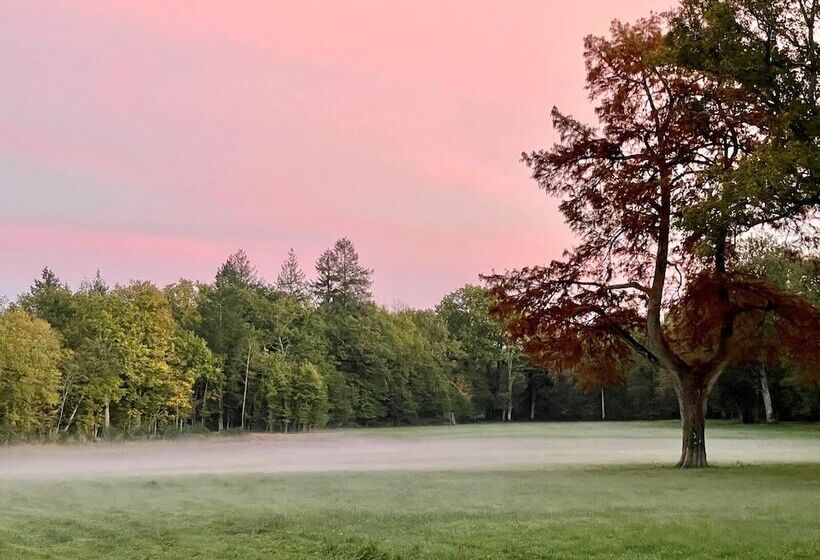 فندق Les Hayes En Sologne