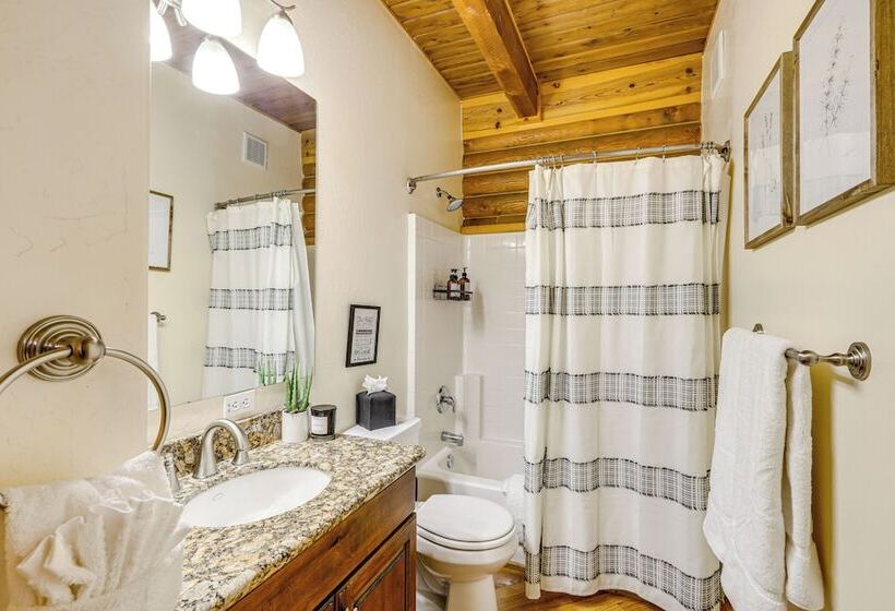 Mountain View Flagstaff Cabin: 8 Mi To Snowbowl!