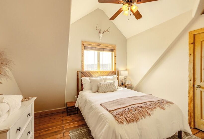 Mountain View Flagstaff Cabin: 8 Mi To Snowbowl!