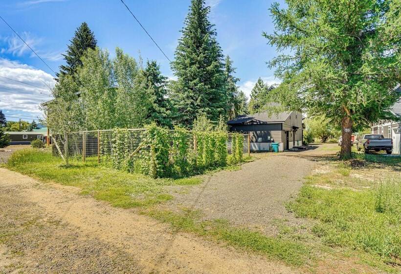 Charming Donnelly Home   1 Mi To Lake Cascade!