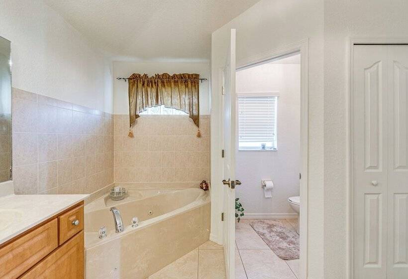 Port Charlotte Home ~ 3 Mi To Beach & Harbor!