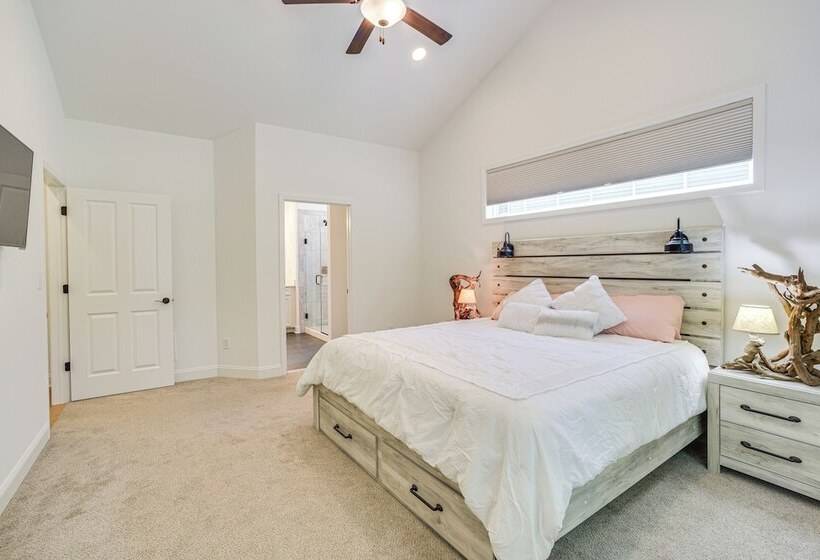 Saratoga Lake Retreat < 5 Mi To Horse Races & Golf