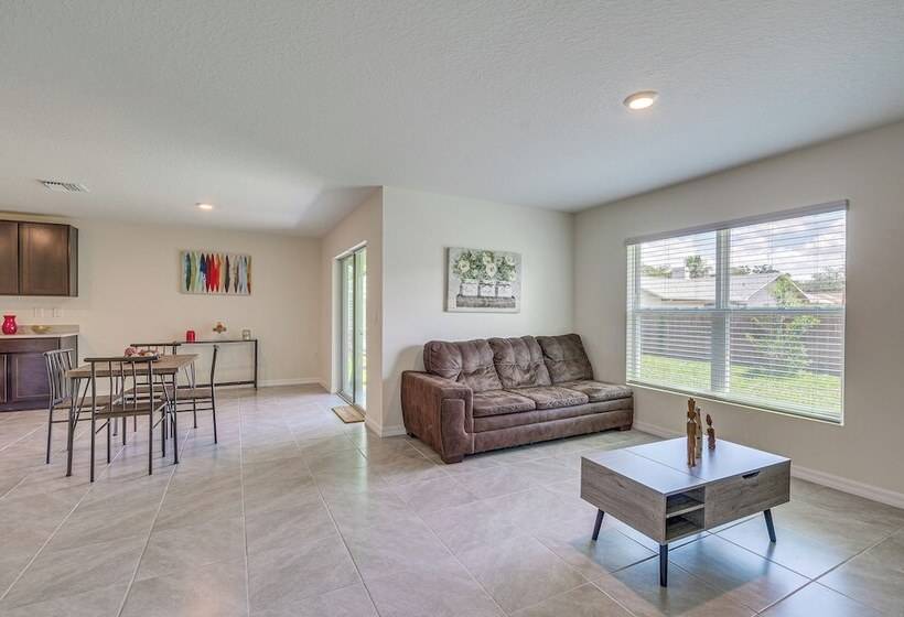 Spring Hill Retreat W/ Patio & Yard, Near Kayaking