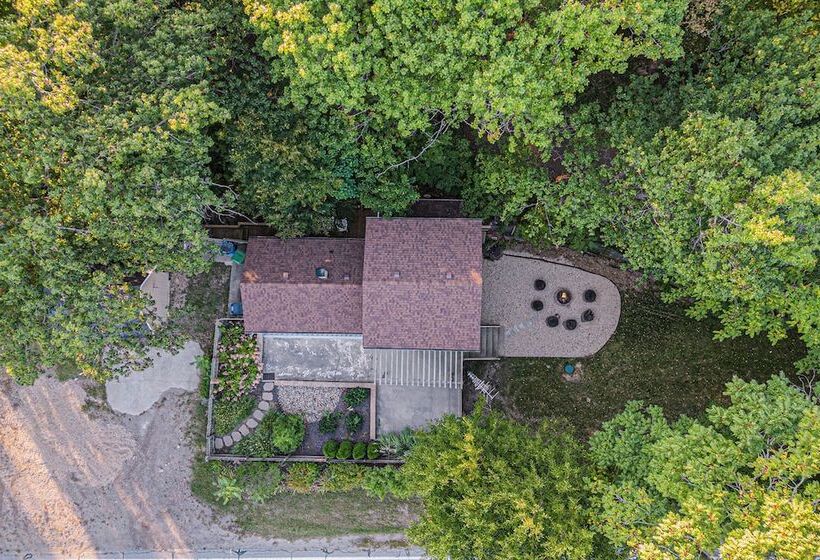 Stevensville Home Near Beach, State Parks & More!