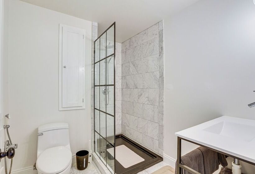 The Octagon House    Oceanfront Carrabelle Oasis