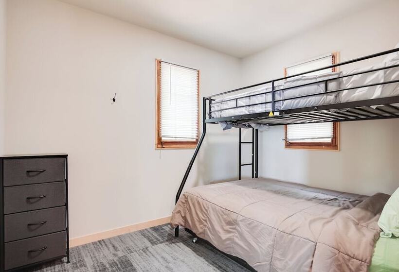 Waterfront Wisconsin Cabin: Private Dock, Grill