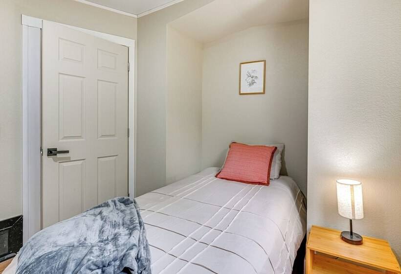 Arkdale Home W/ Fire Pit, 1 Mi To Castle Rock Lake