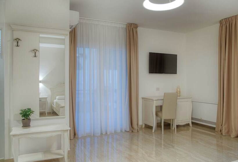 تختخواب و صبحانه Dimore Relais   Suite Garden Breakfast