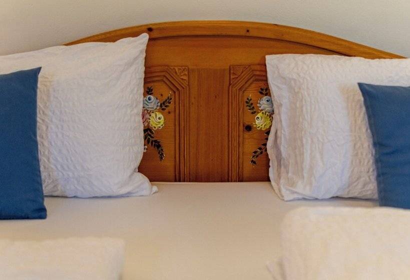 צימר Kyrr Smart Mountain Retreat