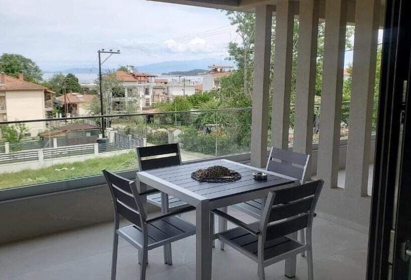 פנסיון Aura Luxury Suites   Olympiada Cozy Getaways