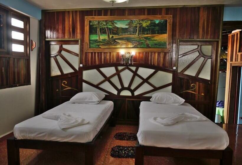 پانسیون Hostal Casa Nilson  Baracoa