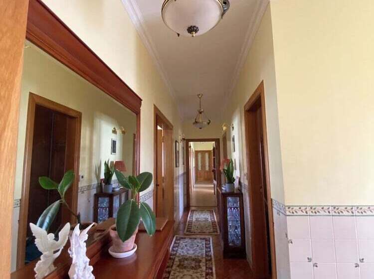 膳宿费 Room In Guest Room   Ocean View Room In A Shared House