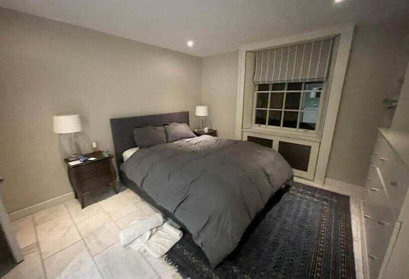 اقامتگاه Park Village Luxury House   Central London