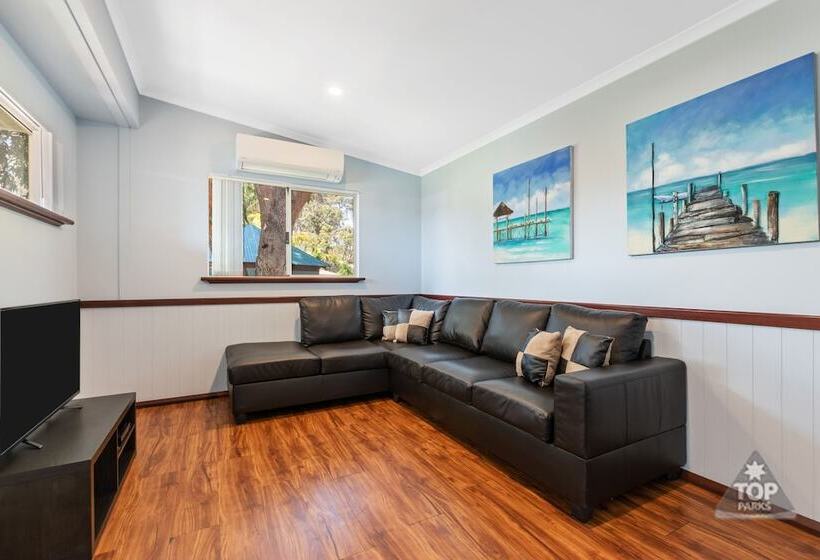 استراحتگاه Mandurah Caravan And Tourist Park