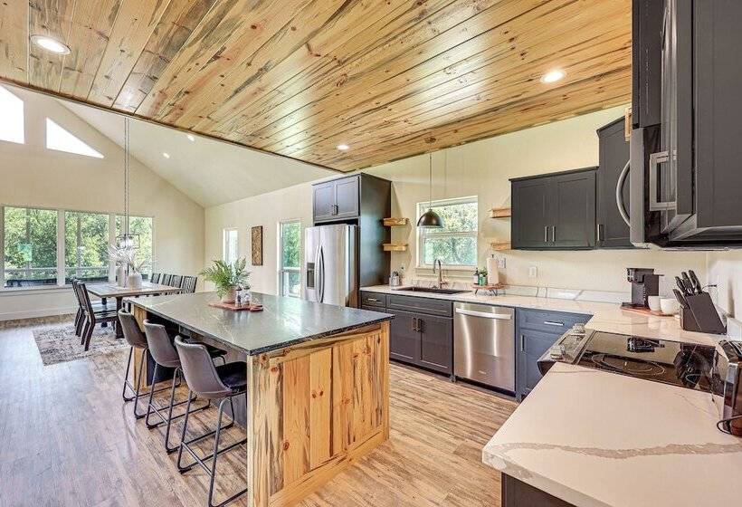 Riverfront Murfreesboro Cabin W/ Fire Pit