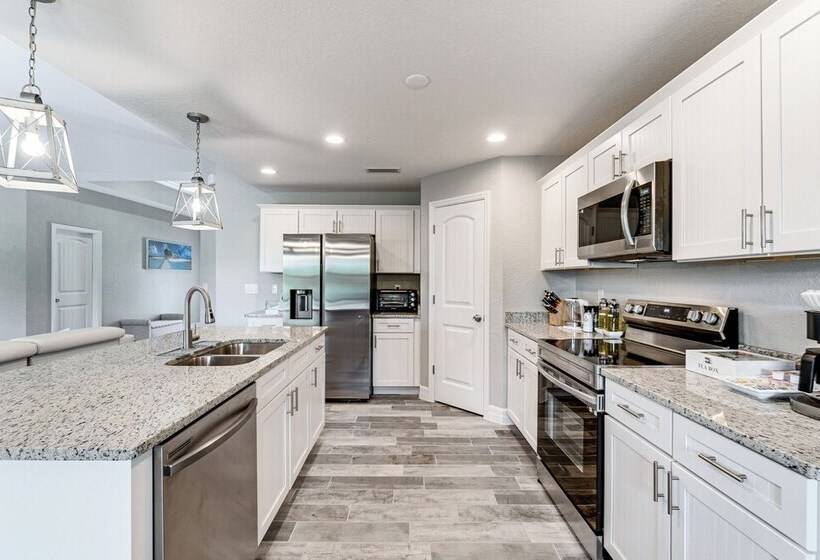 South Gulf Cove Retreat W/ Grill   13 Mi To Beach!