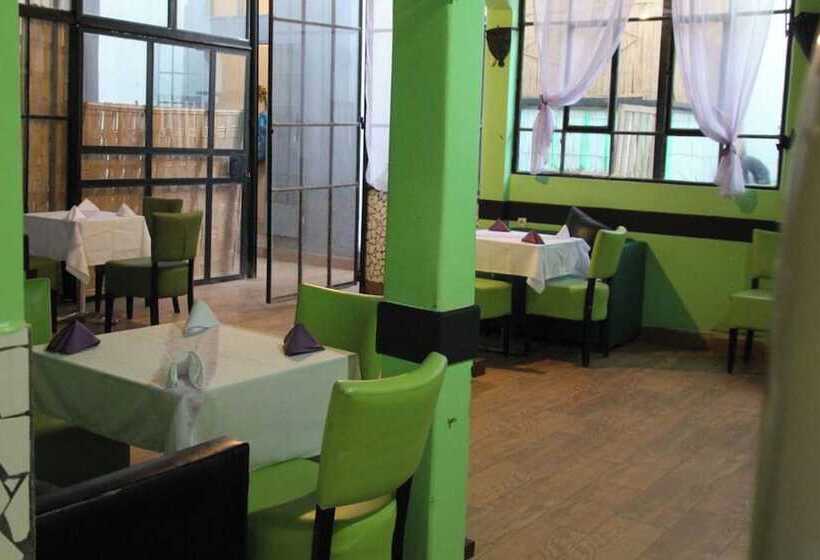 پانسیون Asarag Lodge, Mirlft Centre