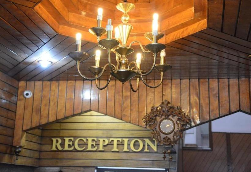 هاستل Jc Woodville Manor