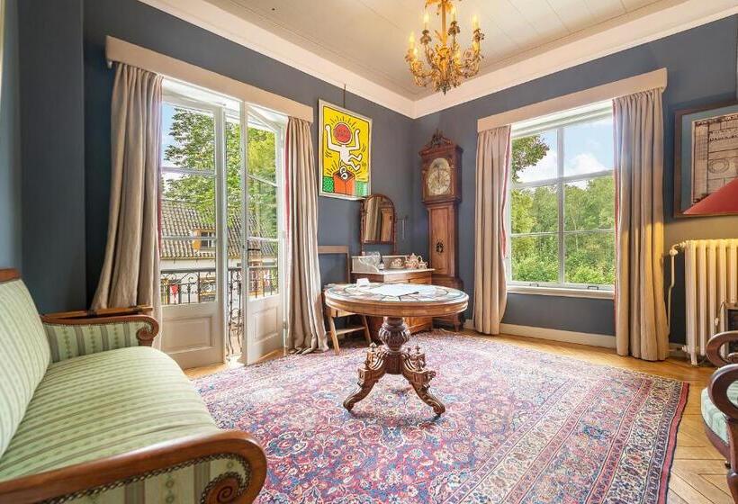 تختخواب و صبحانه Logement Swaenenvecht