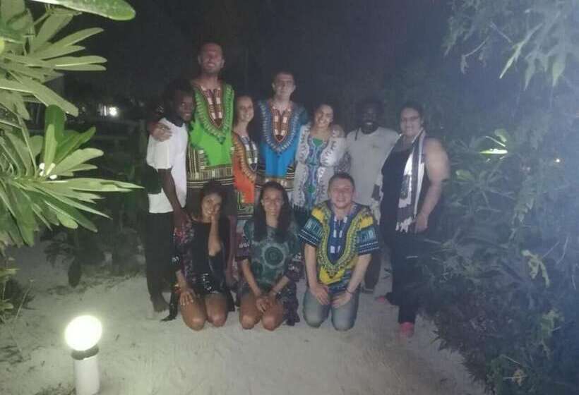 مبيت وإفطار Mpole Bungalows