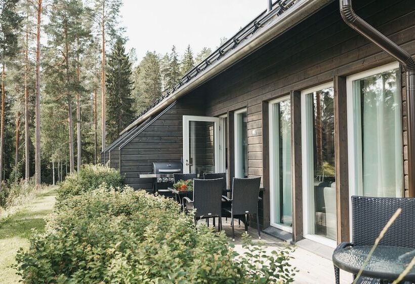 민박 Varjola Holiday Center