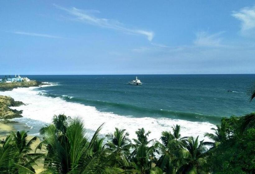 ベッドアンドブレックファースト Vijaya Varma Beach Resort