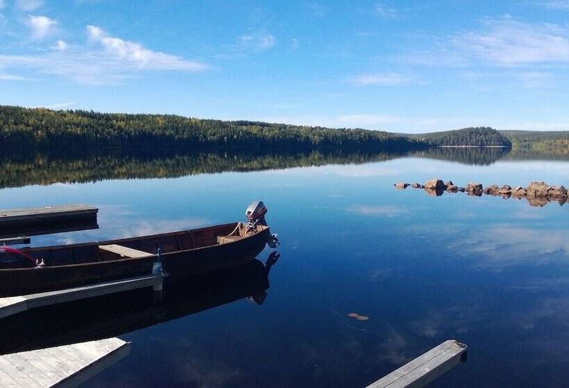 ベッドアンドブレックファースト Wanha Autti Camping Rovaniemi