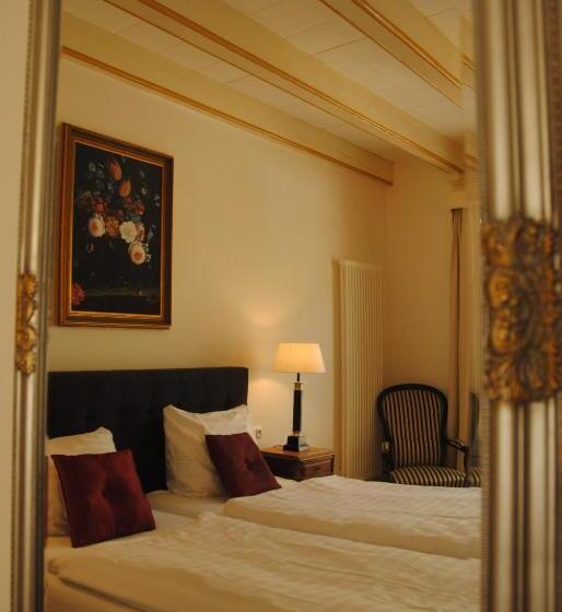 هتل De Gulden Waagen