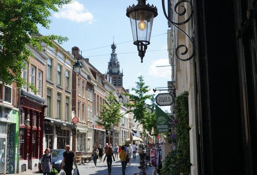 هتل De Gulden Waagen