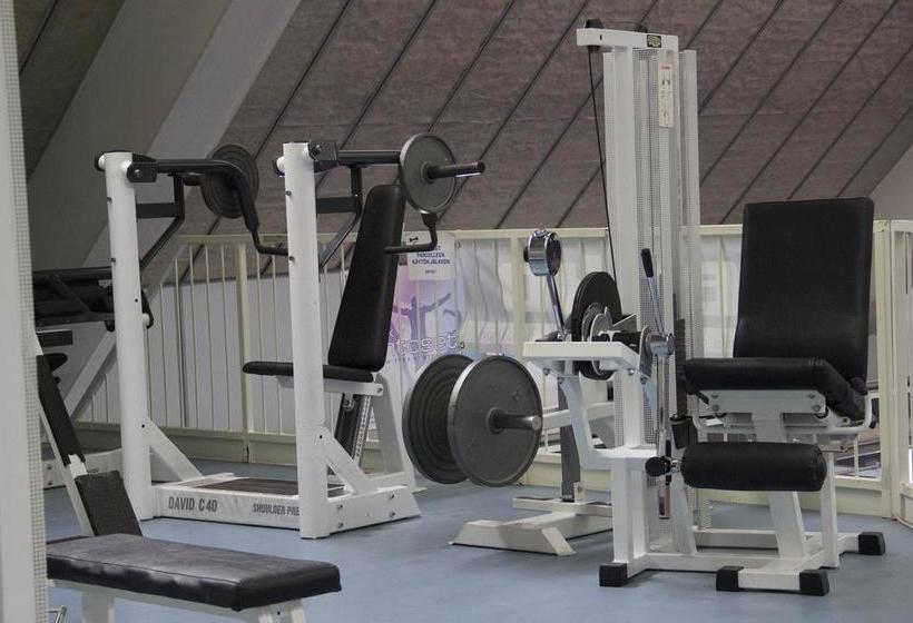 ホテル Kuortaneen Urheiluopisto