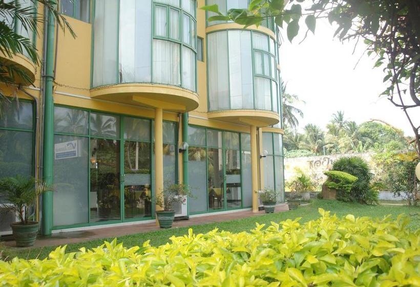 هتل Villa Jayananda