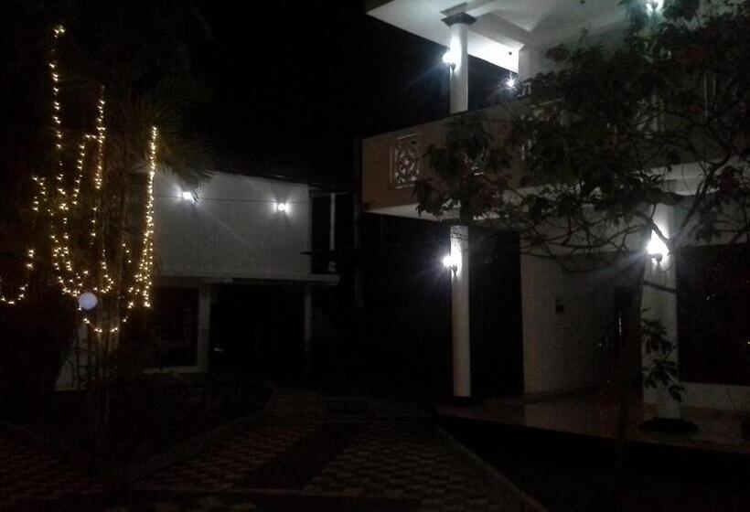 فندق White Bridge House & Resort