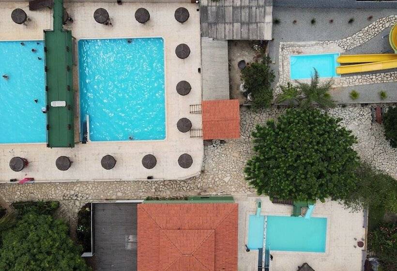 فندق Clube Pousada Chácara Da Isabel