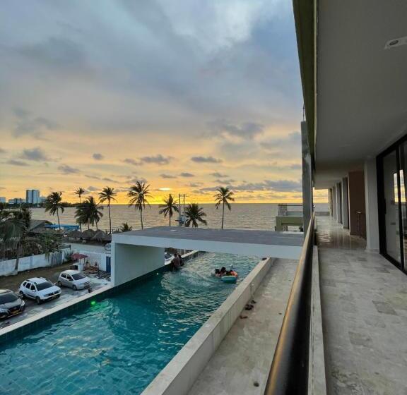 هتل Provenza Coveñas