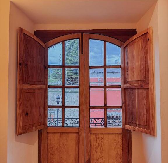 هتل Sauvé Casa Boutique