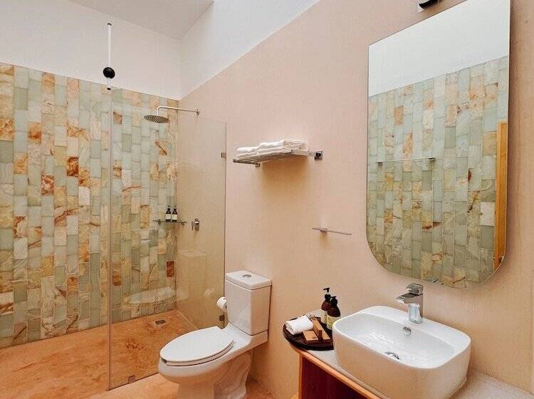 هتل Sauvé Casa Boutique