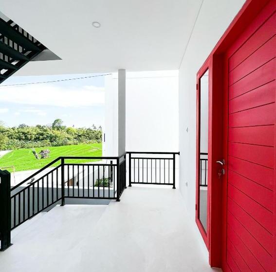تختخواب و صبحانه Elias House In Gang Mango