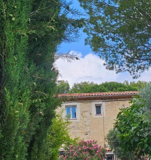 تختخواب و صبحانه Maranatha Guest House En Provence
