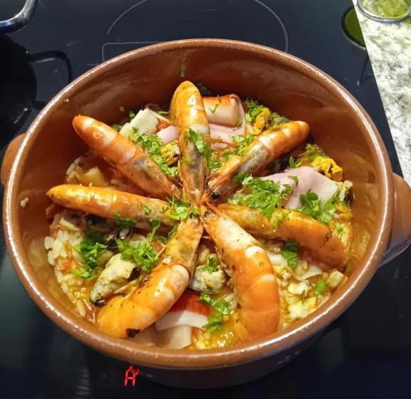 تختخواب و صبحانه Monte Do Sol