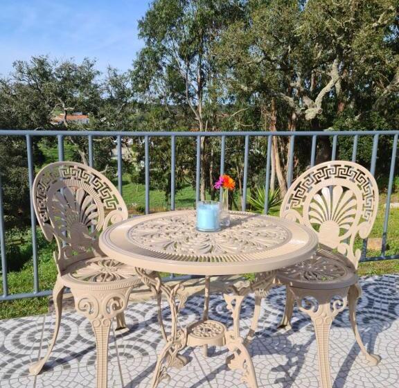 تختخواب و صبحانه Monte Do Sol