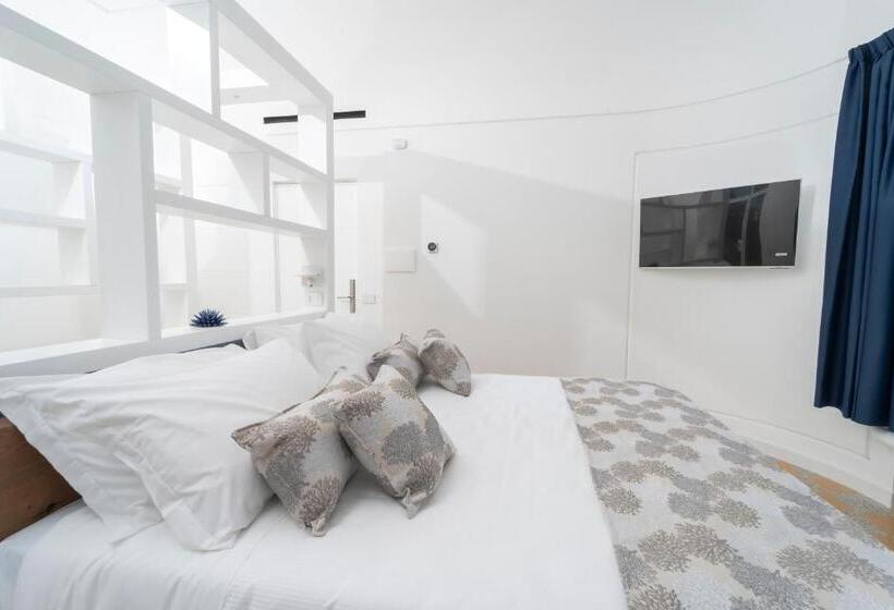 تختخواب و صبحانه Villa L Ara
