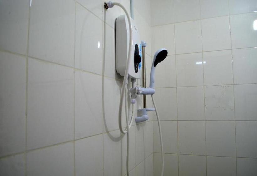 D Bj Motel