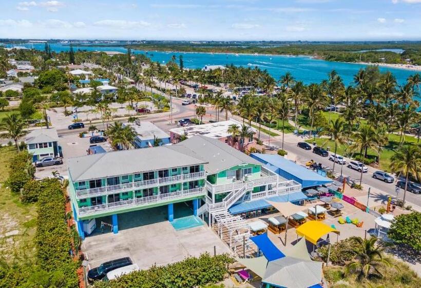 فندق Oceanfront Inn Suite, Ocean And Inlet Views, King Bed, #12