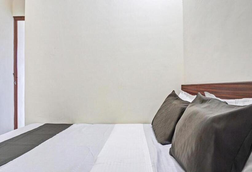 فندق Oyo Nutan Lodging