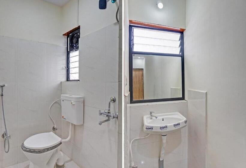 فندق Oyo Nutan Lodging