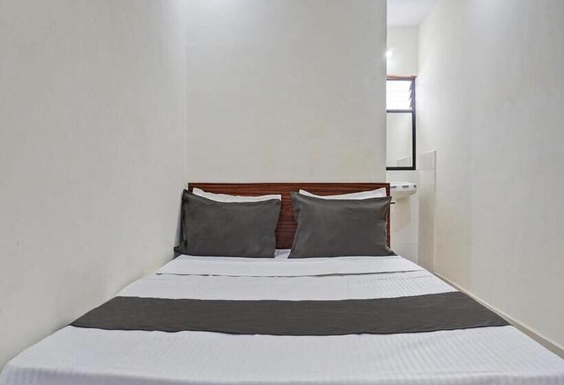 فندق Oyo Nutan Lodging