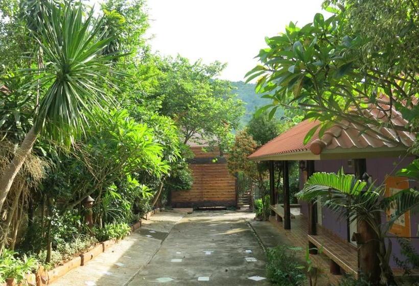 پانسیون จันทรา รีสอร์ต เอราวัณ Jantra Resort Erawan Kanchanaburi