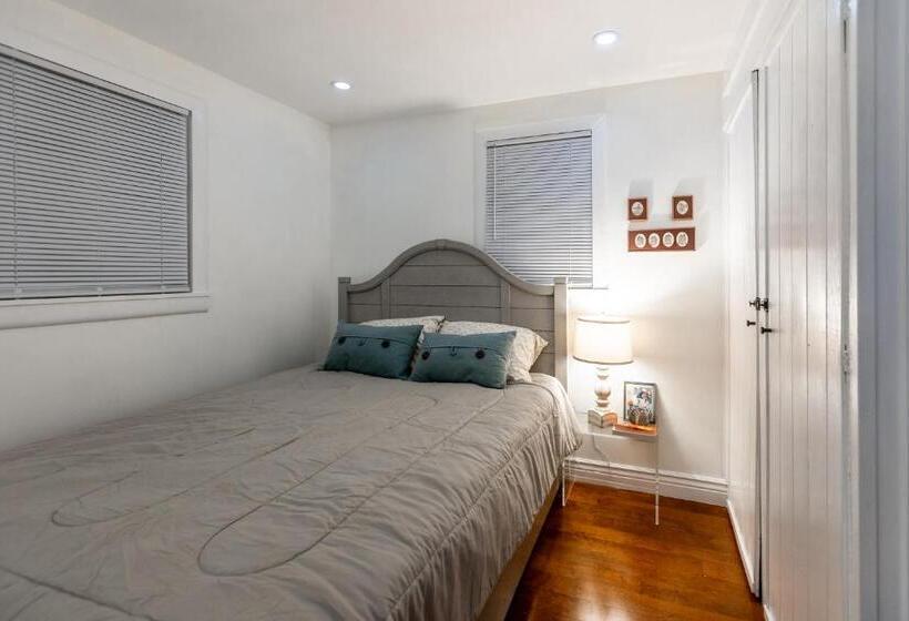 ペンション The North Line House